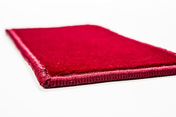 WOOL FLOOR MAT                   

RED 

PIPER PA28-140

1971 AND LATER (S/N 7125001 AND LATER)